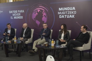 Intensas-José-Santos-Inteligencia-Artificial-Datos-para-mover-el-mundo-Guzman-Garmendia